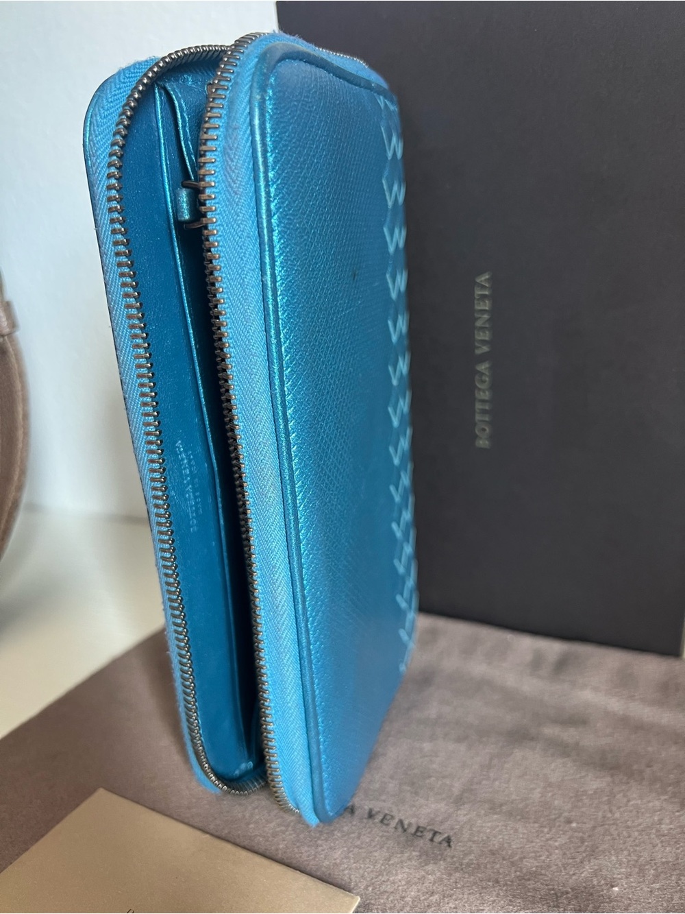 BOTTEGA VENETA Nappa Intrecciato Moondust Zip Wallet Blue - Picture 11 of 16